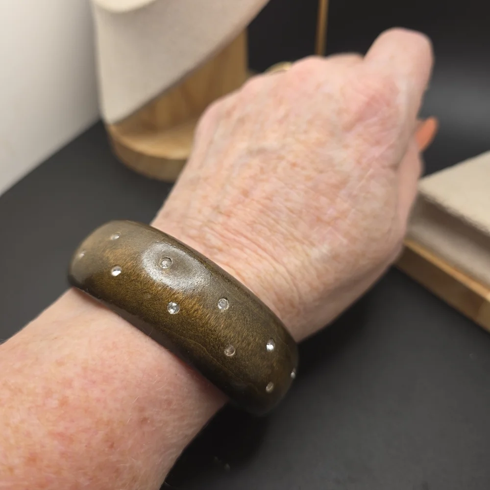 Elegant Brown Bangle with Silver Accents (2290)